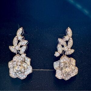 Elegant Silver Floral Earrings